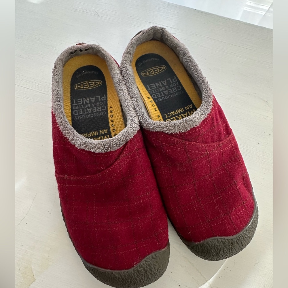 Keen Howser Wool Slides Size 9.5 Red - image 1